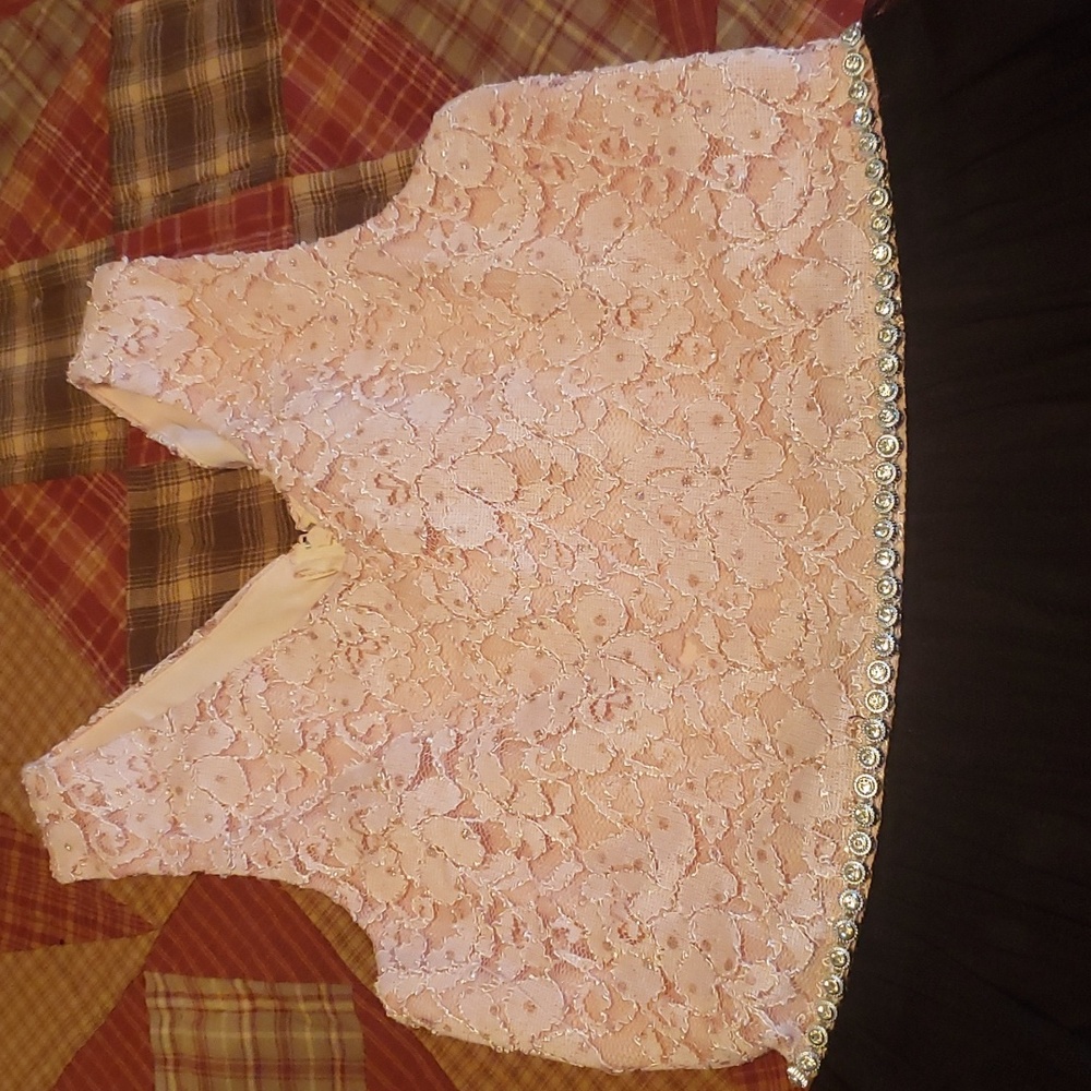 Dress - Picture 2 of 6